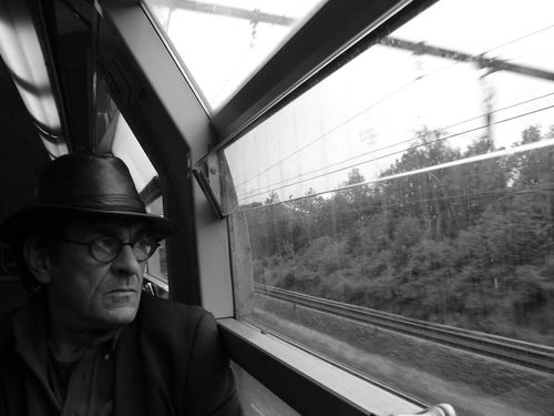 Train off Train off